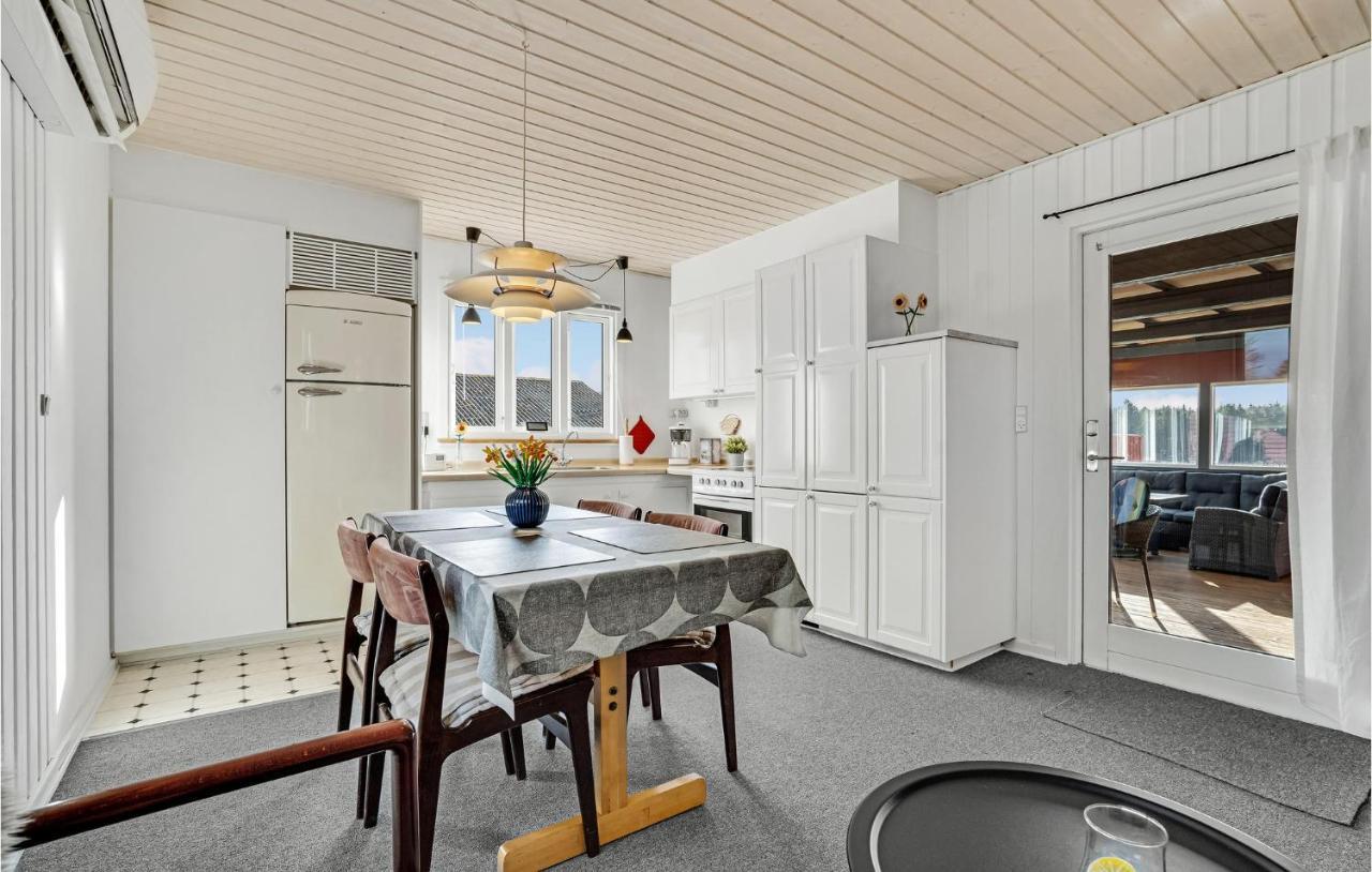 3 Bedroom Lovely Home In Give Uve Esterno foto